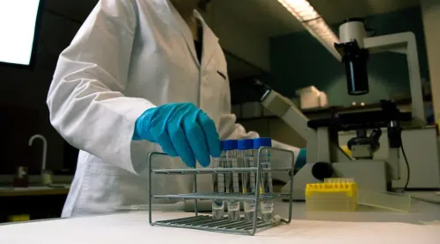 Canadian Researchers Isolate Cause Of COVID-19