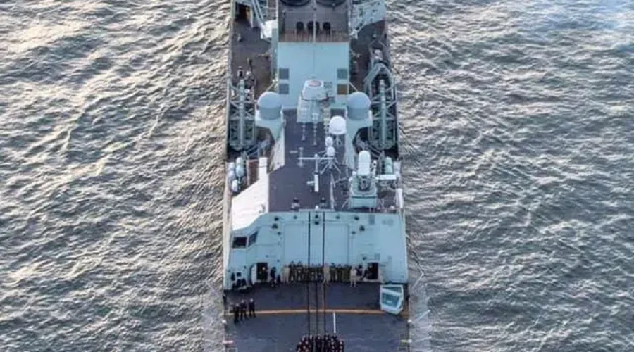 Navy Shows Solidarity With RCMP