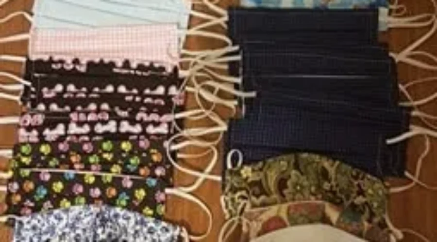 Strong Support In Canada For Mask-Wearing Policies