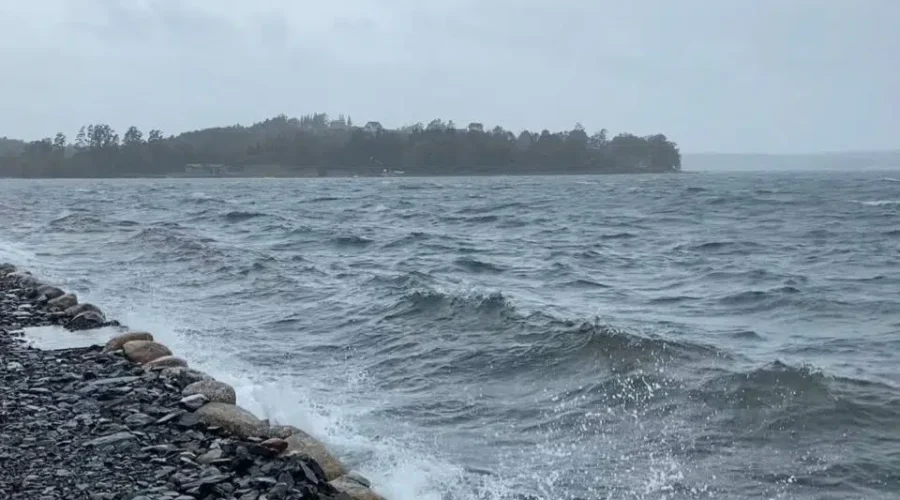 Teddy Makes Landfall Northeast of South Shore