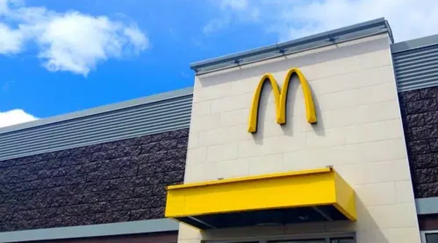Former Employee Leaks Secrets From Golden Arches