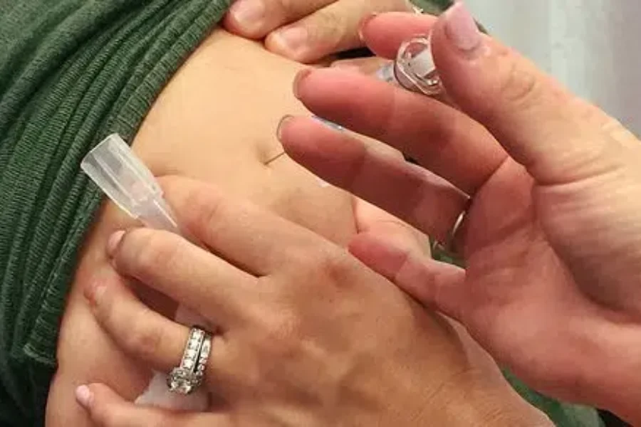 Health Canada Approves Moderna COVID-19 Vaccine