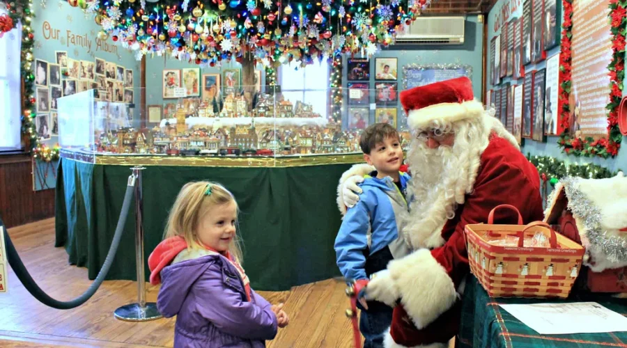 Does Santa Wrap His Presents?