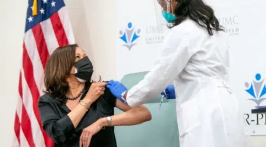 VP-Elect Gets COVID-19 Vaccine