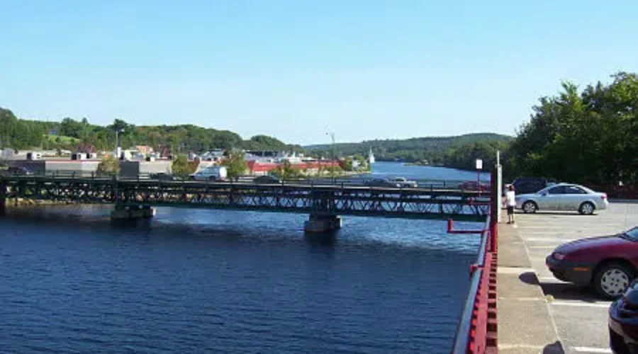 Water Valve Break Leaks Sewage Into LaHave River