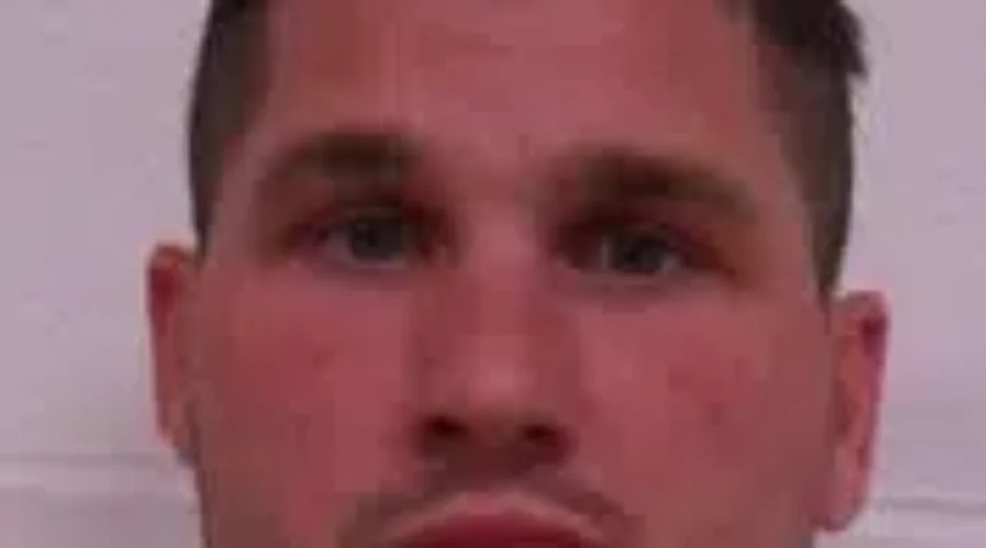 Manhunt underway in northern Cape Breton