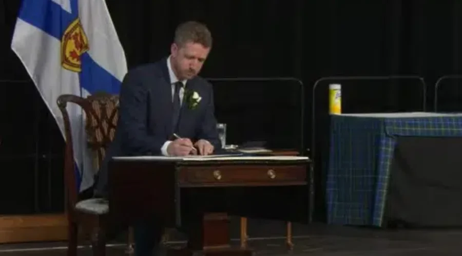 Rankin, cabinet ministers sworn in