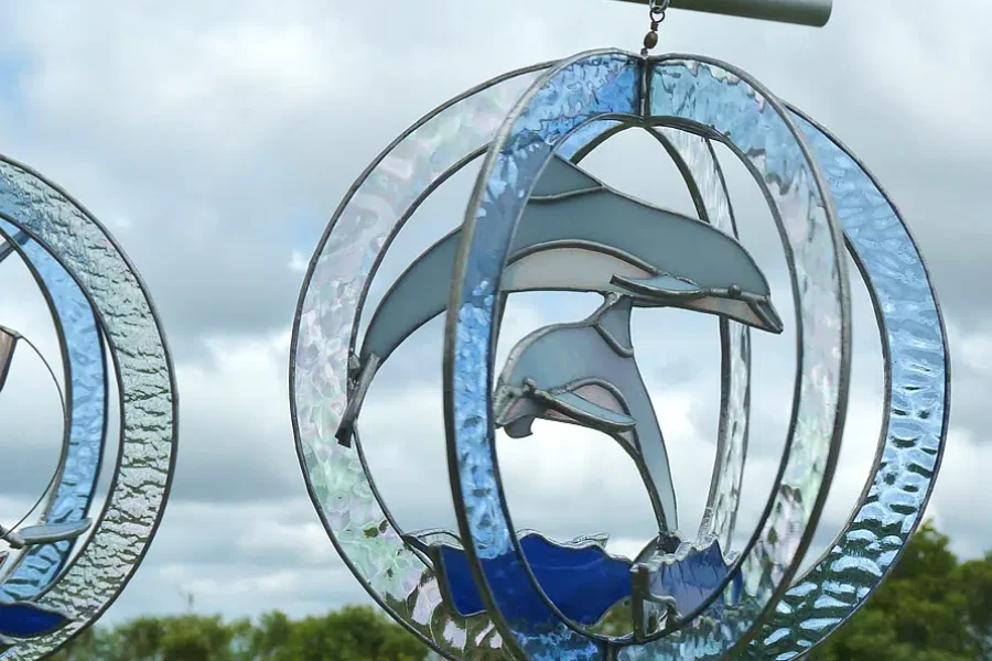 Team Dolphin Or Team Unicorn?