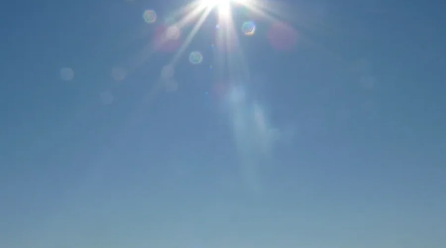 Heatwave Set To Continue Into Tuesday