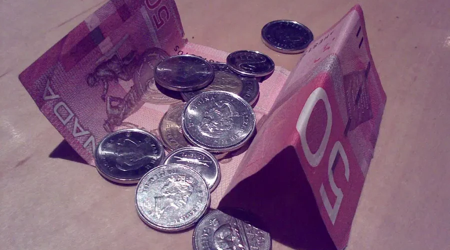 First Year Students Should Stick To A Budget