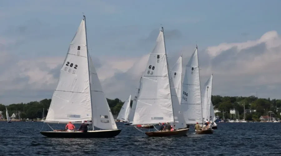 Chester Race Week Returns In the Fog