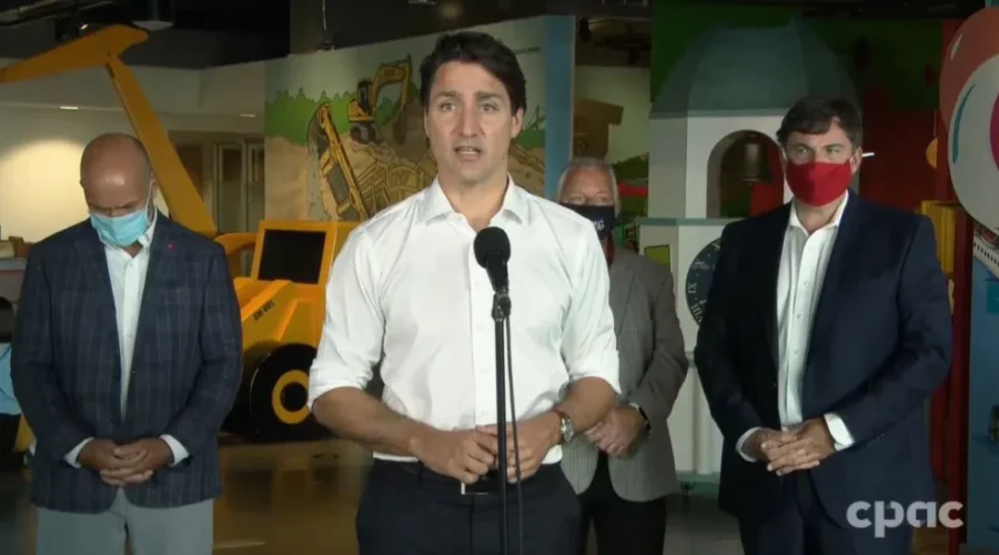Trudeau highlights health care promises in final election push