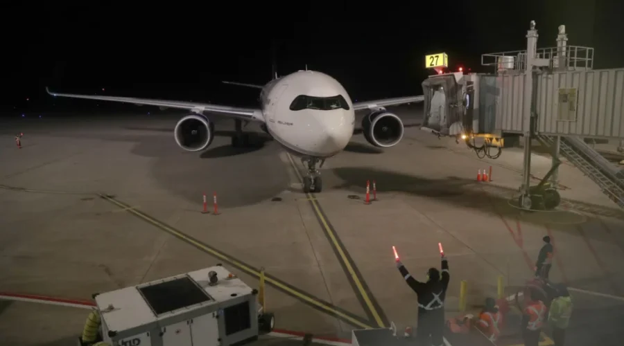 Afghan refugees arrive in Nova Scotia to start new lives