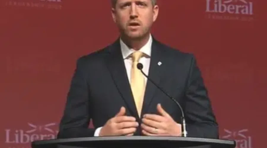 Rankin Introduces Bill To Make Chief Medical Officer Independent of Government