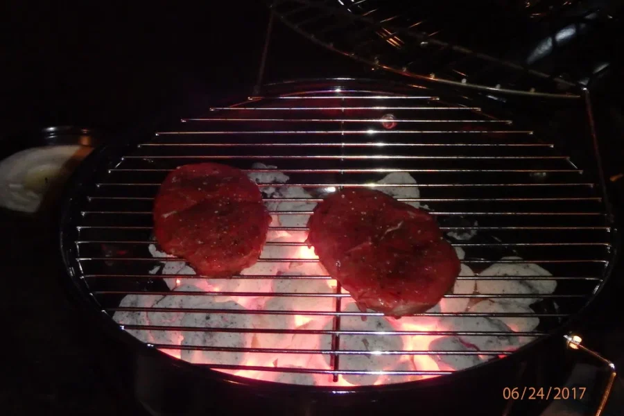 BBQ – Propane Or Charcoal ?