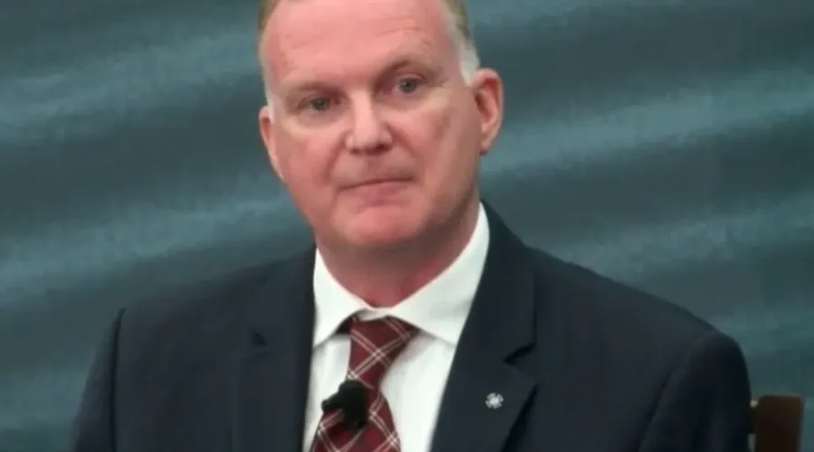 Senior Mountie questioned about communication during NS mass shooting