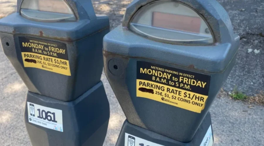 Bridgewater Parking meters phase out nickels and dimes