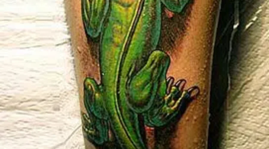 Do Your Souvenirs Have a Theme?