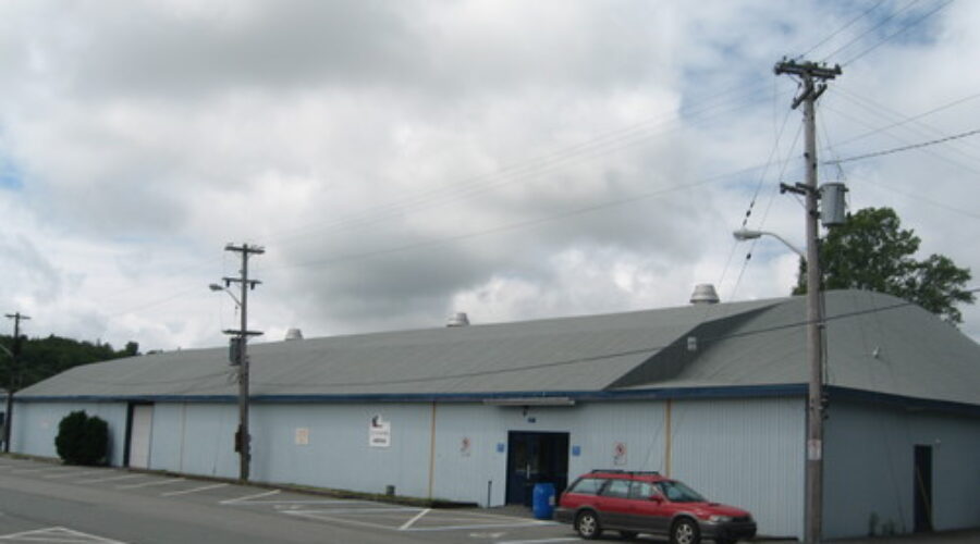 Sporting Socieity donates new audio system for Lunenburg Arena