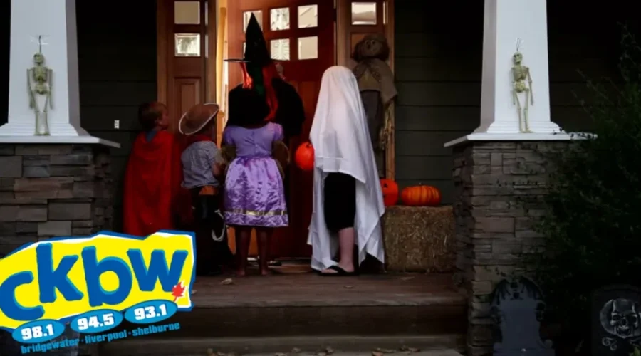 The Easiest Halloween Costumes! Can You Think Of One?