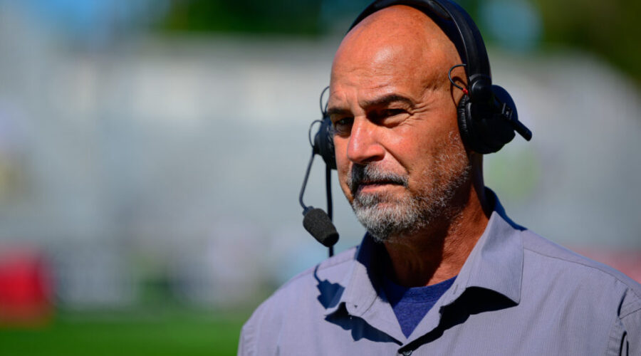 Wanderers Part With Head Coach Stephen Hart