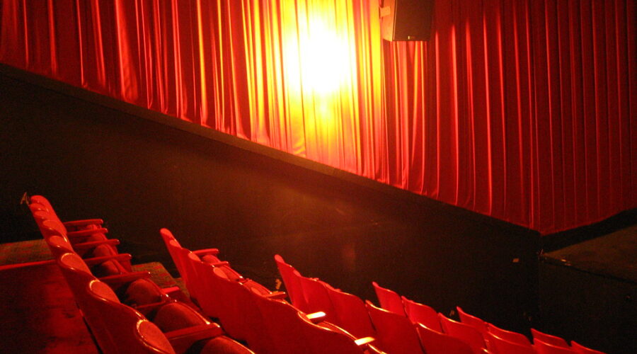 Cineplex Asks Canadians Their Favourite Holiday Movies