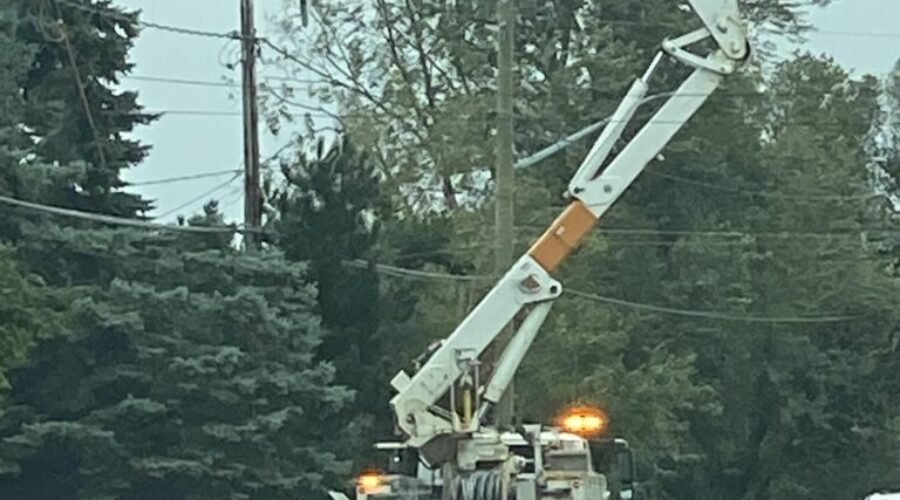 NS Power Mobilized 300 Crews, Activates EOC