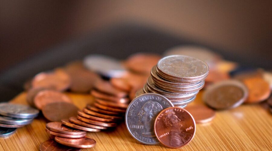 Canadians Using More and More Credit For Purchases