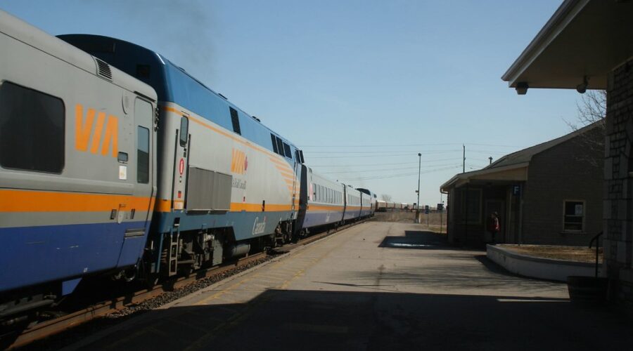 Inquiry Sought Into VIA Rail Holiday Travel Chaos