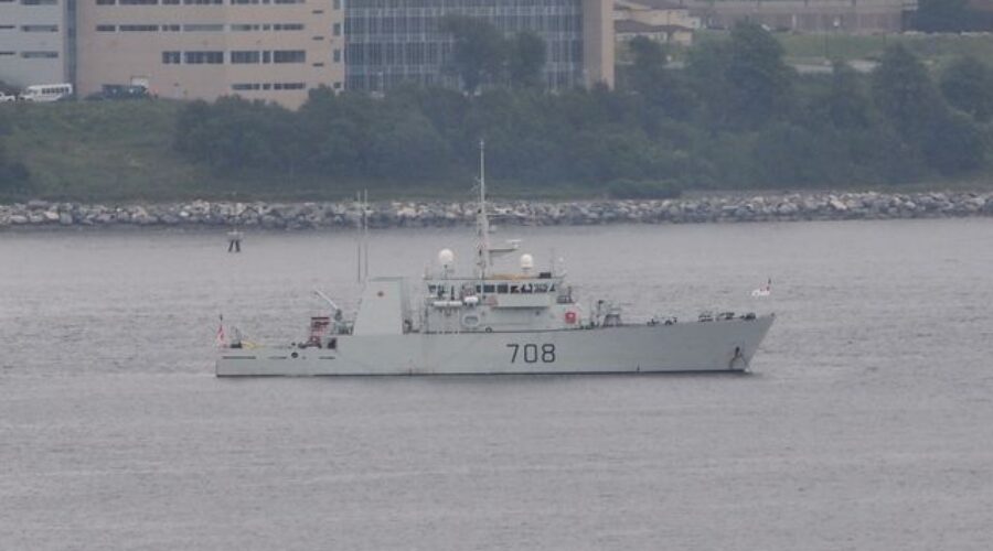 HMCS Glace Bay and HMCS Moncton Deploy to West Africa