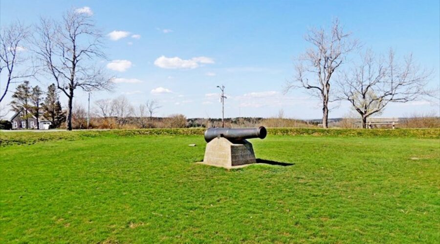 Lunenburg Seeks Developers For Blockhouse Hill