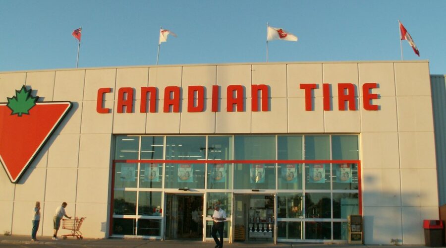 Canadian retail giant launches new paid subscription rewards