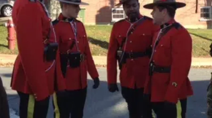 Federal funding restored for Hockey Canada