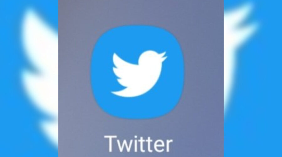 Twitter revamps its logo