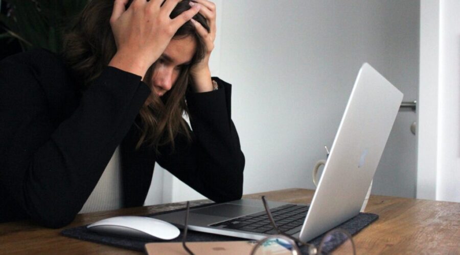 40 percent of Canadians feeling more stressed than last year