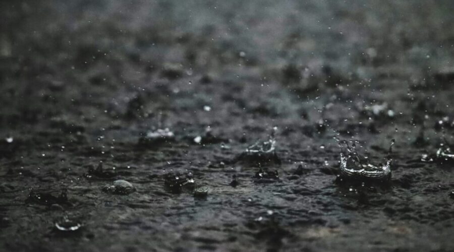 Rainfall warning with 25-30mm expected in south shore