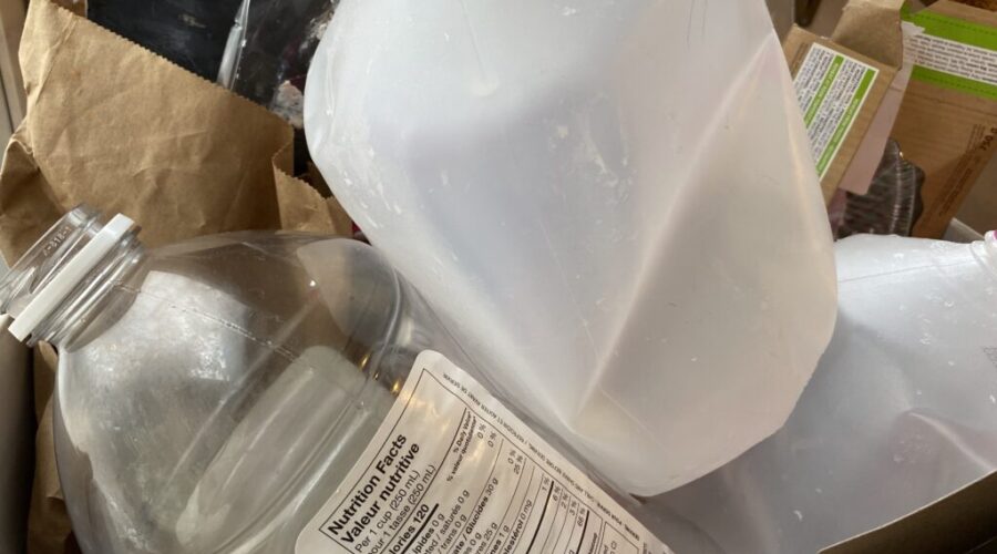 Canada looks to establish plastics registry