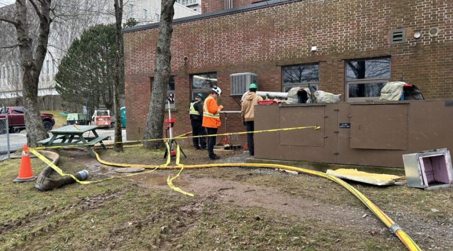 Operations at QEII return to normal Monday, visitors now allowed