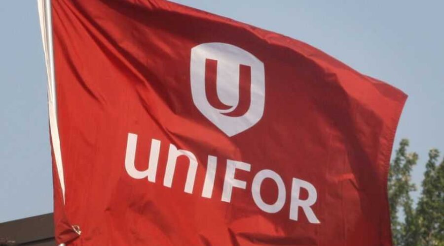 CN Autoport strike over, Unifor members ratify agreement