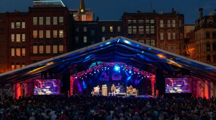 Sum 41 pulls out of Jubilee and Area 506 music festivals