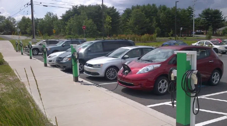 Federal government funding 660 new EV chargers in Nova Scotia