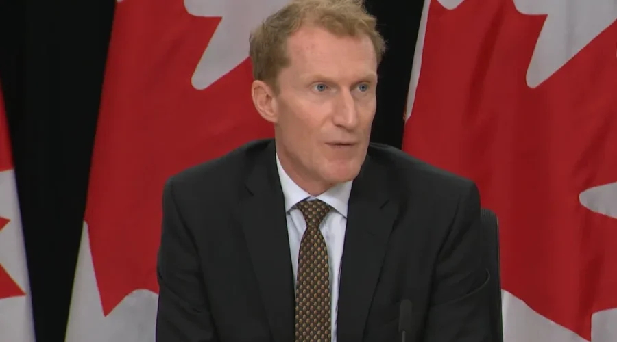 Federal government further reduces intake of international students