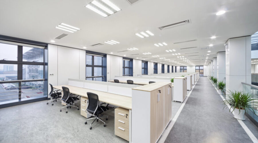 Canada adds 47K jobs, unemployment rate falls to 6.5%