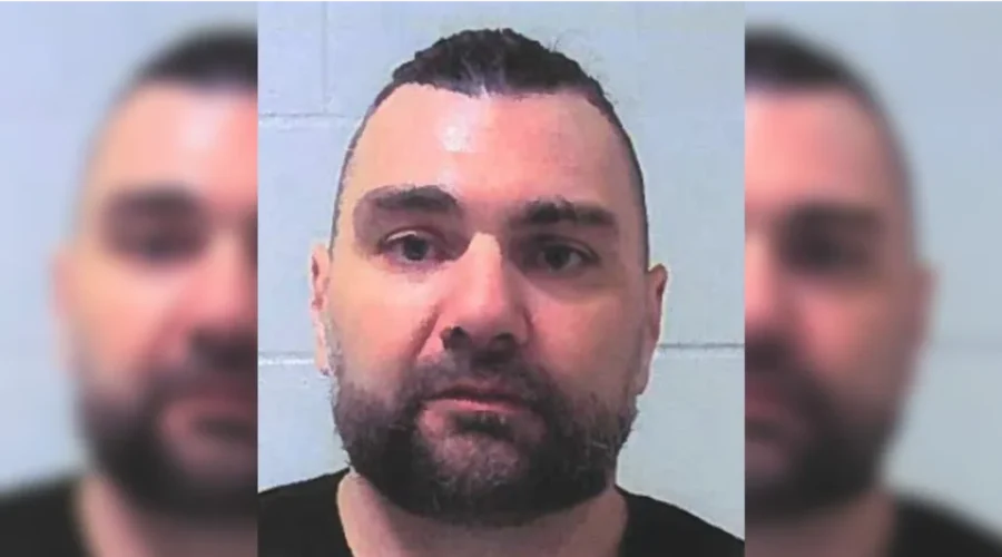 Southwestern N.S man wanted on arrest warrants