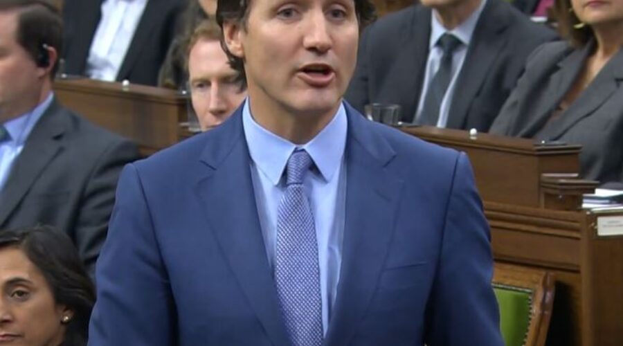 Trudeau tells opposition to put politics aside as Canada deals with tariff threat