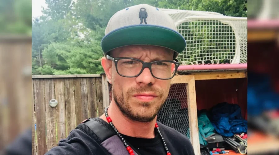 Huge community support for man who pulled neighbour from Lower Sackville fire