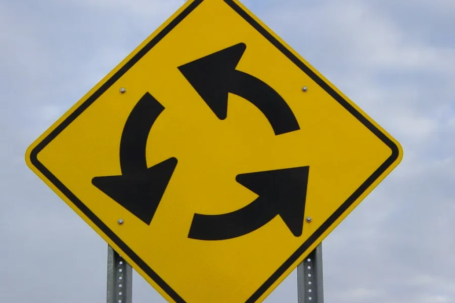 Here’s How To Use A Roundabout!