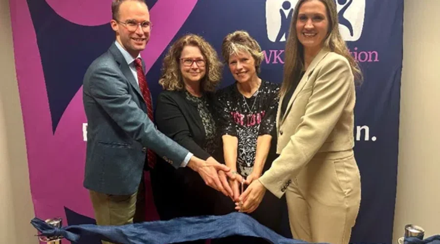 IWK receives donation for Breast Health Research Unit