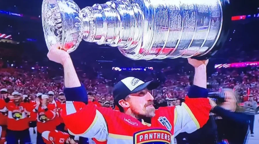 Marchand wins another Stanley Cup for the HRM