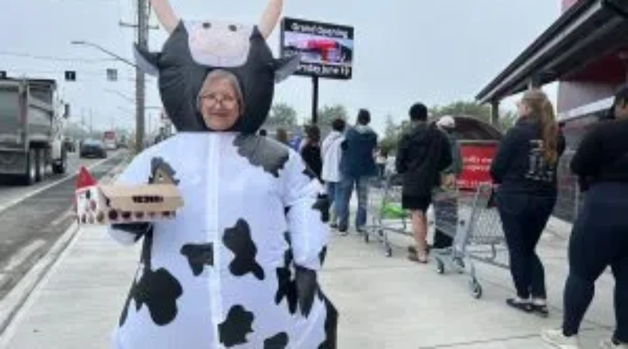 More than 100 line up for new Gateway Meat Market expansion